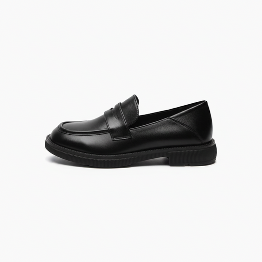 Talon bloc confortable du mocassin pour femme, assurant stabilité et une touche de hauteur stylée.