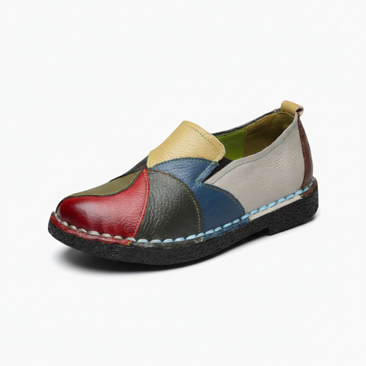 Mocassin femme multicolore floral, vue latérale, motifs vifs et cuir souple.