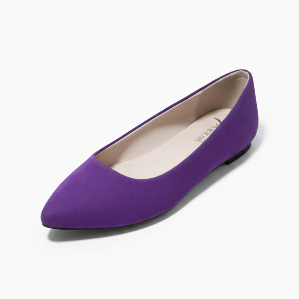 Mocassins pour femme en daim pourpre, offrant une élégance profonde et un confort velouté pour le quotidien.